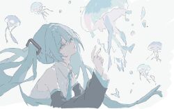  air_bubble benkyoshirooo blue_necktie bubble detached_sleeves floating_hair green_hair hatsune_miku jellyfish long_hair looking_at_animal looking_at_another necktie very_long_hair vocaloid 