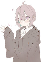  1girl ahoge black_hoodie blush cheyanne_(girls'_frontline_2) collared_shirt commentary_request double-parted_bangs drawstring e_sky_rugo flat_chest girls'_frontline_2:_exilium girls_frontline gradient_eyes grey_hair hair_between_eyes highres hood hood_down hoodie long_hair long_sleeves looking_at_viewer low_ponytail m200_(girls'_frontline) multicolored_eyes pink_eyes ponytail shirt sidelocks simple_background sleeves_past_wrists smile solo upper_body waving white_background white_shirt yellow_eyes 
