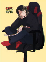  1boy absurdres animal black_hair black_hoodie blonde_hair cat chair closed_mouth commentary_request dated fingernails full_body gaming_chair haikyuu!! highres hood hood_down hoodie indian_style kozume_kenma looking_at_viewer male_focus multicolored_hair pants red_socks roots_(hair) sitting socks solo swivel_chair two-tone_hair zkakq 