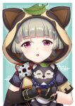  1girl :o animal_ears animal_hood animal_hug asymmetrical_gloves bangs black_gloves commentary_request elbow_gloves eyebrows_visible_through_hair fake_animal_ears fingerless_gloves genshin_impact gloves grey_hair highres hood leaf leaf_on_head looking_at_viewer parted_lips raccoon raccoon_ears raccoon_hood sayu_(genshin_impact) solo upper_body violet_eyes yukinoshita_(shaonjishi) 