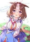  1girl ahoge bag between_breasts between_legs blue_skirt blue_vest blush breasts brown_hair center_frills collared_shirt commentary_request frilled_shirt_collar frills gloves hairband hand_between_legs large_breasts long_sleeves looking_at_viewer meisho_doto_(umamusume) multicolored_hair open_mouth pink_hairband romaji_text shikitani_asuka shirt shoulder_bag simple_background skirt solo speech_bubble strap_between_breasts translation_request twitter_username two-tone_hair umamusume vest violet_eyes white_background white_gloves white_hair white_shirt 