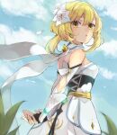  arms_behind_back bare_back blonde_hair blue_sky blurry clouds cloudy_sky depth_of_field detached_sleeves dress flower from_side genshin_impact grass hair_flower hair_ornament looking_to_the_side lumine_(genshin_impact) neko8suko parted_lips short_hair_with_long_locks sky white_dress wind yellow_eyes 
