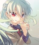  1girl bangs beige_jacket bow bowtie braid brooch closed_mouth crown_braid feathered_wings grey_background grey_hair grey_wings hand_up jewelry kishin_sagume long_sleeves purple_shirt red_eyes red_neckwear shirt short_hair single_wing smile solo touhou ukata upper_body wind wings 