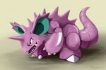  black_eyes claws commentary_request gen_1_pokemon hunched_over nidoking no_humans open_mouth pokemon pokemon_(creature) sharp_teeth signature standing teeth tongue uninori 