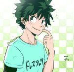  1boy bangs black_hair boku_no_hero_academia buthikireta checkered checkered_background collarbone commentary_request flying_sweatdrops freckles from_side green_eyes green_hair green_shirt hand_up looking_at_viewer male_focus multicolored_hair scratching_cheek shirt short_sleeves smile solo translation_request two-tone_hair upper_body 