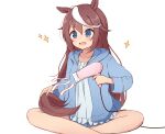  1girl animal_ears bangs bare_legs blue_eyes blue_hoodie blue_shorts blush brown_hair commentary_request crossed_legs drying drying_hair feet_out_of_frame hair_between_eyes hair_down highres holding_hair_dryer hood hood_down hoodie horse_ears horse_girl horse_tail long_hair long_sleeves looking_down multicolored_hair on_ground open_mouth shirt shorts sidelocks simple_background smile solo sparkle streaked_hair tail tokai_teio_(umamusume) tsukimi_(rivia) umamusume white_background white_hair white_shirt wide_sleeves 