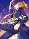  1boy artist_name birthday black_headwear blonde_hair brown_eyes closed_mouth commentary_request dated formal hand_on_headwear happy_birthday hat jojo_no_kimyou_na_bouken light_particles light_smile long_hair looking_at_viewer male_focus necktie phantom_blood pink_neckwear robert_e._o._speedwagon scar scar_on_face solo suit twitter_username yuu_knight3858 