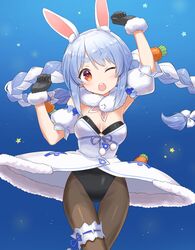  1girl ;o animal_ear_fluff animal_ears armpits arms_up bangs black_gloves black_legwear black_leotard blue_hair braid breasts bunny-shaped_pupils carrot_hair_ornament coat cowboy_shot cutout_above_navel detached_sleeves food-themed_hair_ornament fur-trimmed_coat fur-trimmed_gloves fur_scarf fur_trim gloves hair_ornament highres hololive kiki-yu leg_garter leotard leotard_under_clothes long_hair multicolored_hair one_eye_closed orange_eyes pantyhose playboy_bunny puffy_short_sleeves puffy_sleeves rabbit_ears rabbit_girl scarf short_sleeves small_breasts solo strapless strapless_coat strapless_leotard swept_bangs symbol-shaped_pupils teeth thick_eyebrows twin_braids twintails two-tone_hair upper_teeth usada_pekora virtual_youtuber white_coat white_hair white_scarf white_sleeves 