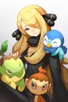  1girl black_coat black_pants blonde_hair chimchar closed_mouth coat commentary_request cynthia_(pokemon) danryoku_(ucrh3525) fur_collar grey_background grey_eyes hair_ornament hair_over_one_eye highres long_hair looking_down pants piplup pokemon pokemon_(creature) pokemon_(game) pokemon_dppt smile starter_pokemon_trio turtwig 