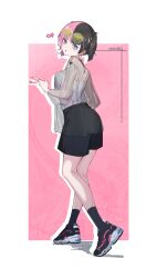  :p absurdres alternate_costume anger_vein belt black_belt black_footwear black_hair black_shorts black_socks blue_eyes bow bowtie character_name ear_piercing eyewear_on_head heart highres iris_black_games long_sleeves looking_back multicolored_hair nail_polish off-shoulder_shirt off_shoulder piercing pink_hair round_eyewear see-through see-through_shirt shirt shoes shorts silhouette simple_background simuyutou sneakers socks solo split-color_hair standing streaked_hair sunglasses tachibana_hinano_(vtuber) tongue tongue_out twintails two-tone_background two-tone_hair v virtual_youtuber vspo! white_background white_shirt 