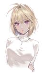  1girl antenna_hair arcueid_brunestud arms_behind_back asymmetrical_hair bangs blonde_hair breasts bright_pupils highres jewelry light_blush locked_arms long_sleeves looking_at_viewer necklace parted_lips red_eyes shazhiqiao short_hair sidelocks simple_background single_hair_intake slit_pupils solo sweater tsukihime tsukihime_(remake) tsurime turtleneck turtleneck_sweater white_background white_pupils white_sweater 