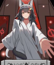  1girl alternate_costume animal_ear_fluff animal_ears black_hair choker commentary_request cult_of_the_lamb hair_between_eyes hair_ornament highres hololive indoors long_hair multicolored_hair ookami_mio parody pentagram red_choker red_hair smile tail tail_around_own_leg temple toumi virtual_youtuber wolf_ears wolf_girl wolf_tail yellow_eyes 