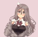 1girl bodice bow bowtie brown_eyes cardigan corset grey_background grey_hair grey_sweater highres kantai_collection looking_up mizunototori open_cardigan open_clothes pola_(kancolle) shirt simple_background solo sweater thick_eyebrows upper_body wavy_hair white_shirt 