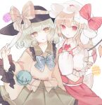  2girls ascot back_bow bangs black_headwear blonde_hair blouse blush bow buttons collared_blouse crystal diamond_button eyeball eyebrows_visible_through_hair flandre_scarlet frilled_shirt frilled_shirt_collar frilled_skirt frilled_sleeves frills frown green_hair green_skirt hat hat_ribbon komeiji_koishi long_skirt long_sleeves looking_at_viewer medium_hair mob_cap multiple_girls one_side_up puffy_short_sleeves puffy_sleeves red_bow red_eyes red_ribbon red_skirt red_vest ribbon shirt short_sleeves simple_background skirt sorani_(kaeru0768) third_eye touhou vest wavy_hair white_background white_bow white_shirt wide_sleeves wings yellow_ascot yellow_blouse yellow_eyes yellow_ribbon 