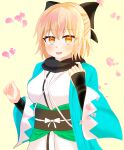  1girl ahoge akatuki_taiki bangs black_bow black_legwear black_scarf bow breasts chromatic_aberration fate/grand_order fate_(series) hair_between_eyes hair_bow haori highres japanese_clothes kimono koha-ace medium_breasts obi okita_souji_(fate) okita_souji_(fate)_(all) okita_souji_(koha/ace) platinum_blonde_hair ribbon sash scarf sheath short_hair short_kimono simple_background solo thigh-highs white_kimono white_ribbon yellow_background yellow_eyes zettai_ryouiki 