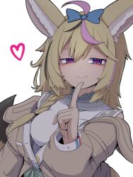  1girl animal_ears black_streaks blonde_hair blue_bow bow braid brown_jacket closed_mouth commentary_request double-parted_bangs fox_ears fox_girl fox_tail green_nails hair_bow heart heart-shaped_pupils hololive index_finger_raised jacket long_hair long_sleeves looking_at_viewer multicolored_hair off_shoulder omaru_polka omaru_polka_(casual) partially_open_jacket pink_streaks puffy_long_sleeves puffy_sleeves shirt simple_background single_braid smile solo streaked_hair symbol-shaped_pupils tail upper_body violet_eyes white_background white_shirt yokoshima020 
