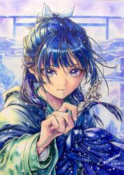  1girl artist_name blue_eyes blue_hair bow chinese_clothes cocomaru_s colored_pencil_(medium) commentary_request green_hanfu hair_bow hair_ornament half_updo hanfu highres holding_hairpin kusuriya_no_hitorigoto long_hair long_sleeves looking_at_viewer maomao_(kusuriya_no_hitorigoto) signature solo traditional_media upper_body 