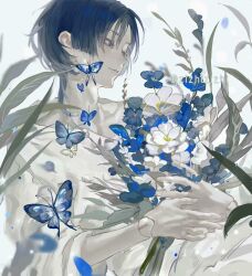 1boy black_hair blue_butterfly blue_flower blue_petals blunt_ends bouquet bug butterfly doll_joints eyelashes eyeliner falling_petals flower genshin_impact highres holding holding_bouquet joints leaf looking_to_the_side makeup male_focus open_hands own_hands_together parted_lips petals red_eyeliner scaramouche_(genshin_impact) shirt short_sleeves solo tsurime twitter_username violet_eyes white_background white_butterfly white_flower white_mouth white_sleeves zizhisan 
