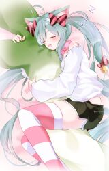  :3 ahoge alternate_costume animal_ear_fluff animal_ears aqua_hair black_shorts blush cat_ears cat_girl collar commentary_request dolphin_shorts from_side hair_between_eyes hatsune_miku highres hugging_object kemonomimi_mode long_hair long_sleeves lying mani_(manidrawings) off-shoulder_shirt off_shoulder on_side open_mouth pink_collar pink_thighhighs shirt short_shorts shorts sidelocks skindentation sleeping spring_onion striped_clothes striped_thighhighs stuffed_food thigh-highs twintails twitter_username very_long_hair vocaloid white_shirt white_thighhighs zzz 