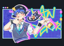  1boy :d animalization aqua_necktie artist_name bead_bracelet beads beret black_border black_hat blue_background blue_eyes blue_trim blunt_ends blush border bracelet bright_pupils choppy_bangs collared_shirt contemporary cropped_torso cup disposable_cup drinking_straw erusane97 genshin_impact grey_sweater_vest grid_background hands_up hat highres jewelry licking licking_finger looking_at_viewer male_focus necktie official_alternate_costume outline person_and_animalization purple_hair purple_outline scaramouche_(cat)_(genshin_impact) scaramouche_(genshin_impact) school_uniform shirt short_sleeves signature smile solo sweater_vest tongue tongue_out tsurime undershirt wanderer_(genshin_impact) wanderer_(mega_mgc_coffee)_(genshin_impact) white_outline white_pupils white_shirt white_sleeves white_trim wrist_cuffs wristband 