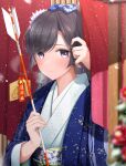  1girl adjusting_hair arrow_(projectile) bangs blue_kimono blurry blurry_foreground bow brown_hair closed_mouth eyebrows_visible_through_hair fed_(giba) hair_bow happy_new_year highres holding holding_arrow japanese_clothes kimono light_smile looking_at_viewer new_year obi original sash snow swept_bangs upper_body violet_eyes 