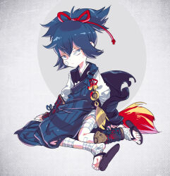  1boy bags_under_eyes bandages blue_eyes closed_mouth full_body hair_between_eyes japanese_clothes looking_at_viewer male_focus ponytail red_ribbon rem_(tsulala) ribbon sandals sayo_samonji short_hair sitting solo toenails touken_ranbu 