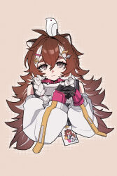  1girl ahoge animal_ear_fluff animal_ears animal_on_head arknights artist_name bird bird_on_head black_gloves brown_background brown_hair chinese_commentary commentary_request detached_sleeves freckles gloves grey_eyes hair_between_eyes hair_ornament hairclip hands_up highres id_card long_hair long_sleeves looking_at_viewer minamit multicolored_gloves multicolored_hair on_head own_hands_together raccoon_ears raccoon_girl simple_background solo streaked_hair thick_eyebrows timeslot_(arknights) two-tone_gloves upper_body wavy_mouth white_sleeves white_streaks 