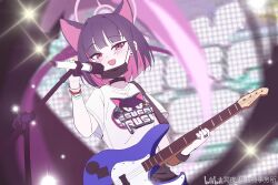  1girl absurdres animal_ears bass_guitar belt bilibili_25298456 bilibili_logo bilibili_username bilibili_watermark black_hair blue_archive bracelet cat_ears cat_girl chinese_commentary choker commentary earclip halo highres holding holding_bass_guitar holding_instrument holding_microphone instrument jewelry kazusa_(band)_(blue_archive) kazusa_(blue_archive) light_particles mask_pull microphone microphone_stand multicolored_hair official_alternate_costume open_mouth pink_hair pink_halo red_eyes screen screen_zoom shirt short_hair short_sleeves singing smile solo stage t-shirt two-tone_hair white_shirt wristband 