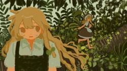  2girls absurdres apron barefoot black_hat black_skirt black_vest blonde_hair bow braid clone collared_shirt forest gaiyonghunichengyinshexianweiguiwufaxianshi green_bow hair_bow hat highres kirisame_marisa long_hair missing_headwear multiple_girls nature outdoors shirt short_sleeves side_braid single_braid skirt touhou vest waist_apron white_apron white_bow white_shirt yellow_eyes 