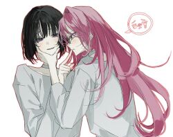  2girls :t aga23603905 alien_stage black_hair choker commentary dress finger_to_another's_mouth glasses grabbing_another's_chin hand_on_another's_chin highres long_hair mizi_(alien_stage) multiple_girls pink_hair short_hair spoken_expression sua_(alien_stage) violet_eyes white_choker white_dress yellow_eyes 