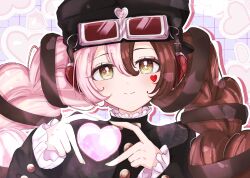  1girl 7753 absurdres blush brown_hair closed_mouth commentary four-finger_heart_hands frilled_sleeves frills goggles hair_ornament hat heart heart_hands highres looking_at_viewer magical_girl mahou_shoujo_ikusei_keikaku mahou_shoujo_ikusei_keikaku_limited malu_661 multicolored_hair pink_hair smile two-tone_hair untranslatable_commentary yellow_eyes 