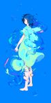  1girl bangs barefoot blue_background blue_eyes blue_hair blue_theme bubble dress floating_clothes from_behind full_body highres looking_at_viewer looking_back medium_hair original parted_lips qqmng refraction short_sleeves simple_background solo standing water white_dress 