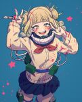  1girl bangs black_skirt blonde_hair blood blood_on_clothes blood_on_face blood_on_hands blue_background blunt_bangs blush boku_no_hero_academia commentary_request double_bun fangs holding holding_knife knife looking_at_viewer neckerchief open_mouth pleated_skirt red_neckerchief simple_background skirt solo star_(symbol) thigh_strap toga_himiko w yellow_eyes yoruhachi 