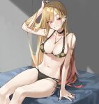 1girl arm_support bangs bare_arms bare_shoulders black_choker blonde_hair blue_nails breasts buri_(retty9349) choker commentary eyebrows_visible_through_hair feet_out_of_frame grin highres indoors jewelry kitagawa_marin large_breasts long_hair looking_at_viewer nail_polish navel pendant pink_eyes smile solo sono_bisque_doll_wa_koi_wo_suru stomach thighs 