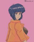  1990s_(style) artist_name blue_eyes blue_hair ghost_in_the_shell ghost_in_the_shell_stand_alone_complex highres jacket orange_jacket pink_background retro_artstyle self_upload simple_background 