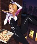  1girl artist_name barleyshake blonde_hair blue_eyes bodysuit breasts brick city cityscape commentary curtains eating feet_out_of_frame food full_body highres holding holding_food large_breasts looking_away marvel medium_hair night night_sky open_mouth outdoors pizza railing rooftop sky solo spider-gwen spider-man:_into_the_spider-verse spider-man_(series) spread_legs toon_(style) window 