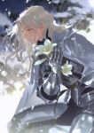  1boy armor artist_name blurry blurry_background cape copyright_request curly_hair feet_out_of_frame flower from_side gauntlets glint grey_cape grey_hair highres holding holding_flower kneeling long_hair male_focus parted_lips red_eyes rrr_(reason) snow snowing solo twitter_username white_flower 