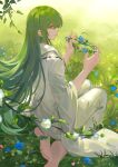  absurdres ambiguous_gender androgynous bangs behind_back chinese_commentary enkidu_(fate) eyebrows_visible_through_hair fate/grand_order fate/strange_fake fate_(series) flower grass green_eyes green_hair highres holding holding_flower holding_wreath long_hair looking_at_object prejun robe sitting smile solo type-moon very_long_hair wreath 