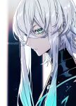 1boy asclepius_(fate) bangs black_collar closed_mouth collar expressionless fate/grand_order fate_(series) green_eyes hair_between_eyes long_hair looking_at_viewer male_focus moru00f silver_hair solo twitter_username upper_body very_long_hair white_hair 