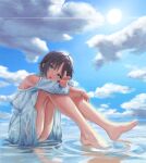  1girl absurdres ahoge aqua_eyes asakura_tooru bare_legs barefoot black_hair blue_hair blue_sky clouds day dress gradient_hair highres hugging_own_legs idolmaster idolmaster_shiny_colors inumantle looking_at_viewer multicolored_hair open_mouth outdoors pointing shallow_water short_hair sky solo sun thighs water white_dress 
