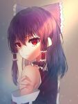 1girl bangs bare_shoulders blurry blurry_background bow brown_hair depth_of_field detached_sleeves expressionless eyebrows_visible_through_hair frilled_bow frilled_hair_tubes frilled_shirt_collar frills from_side gradient gradient_background hair_between_eyes hair_bow hair_tubes hakurei_reimu hand_on_own_arm highres kuroyurishandao light light_particles long_hair looking_at_viewer parted_lips red_bow red_eyes red_vest sidelocks simple_background solo teeth touhou vest 