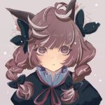  1girl :t animal_ear_fluff animal_ears bangs black_bow blunt_bangs bow braid cat_ears cowlick dress eyebrows_behind_hair green_dress grey_background hair_bow hair_ribbon highres juliet_sleeves kaenbyou_rin light_blush long_hair long_sleeves looking_away looking_up multicolored_hair neck_ribbon pout puffy_sleeves red_eyes red_ribbon redhead ribbon simple_background solo streaked_hair swept_bangs touhou tress_ribbon twin_braids twintails upper_body yuma880 