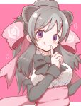  1girl :q animal_ear_fluff animal_ears bangs bear_ears bergman&#039;s_bear_(kemono_friends) black_bow black_hair black_sleeves blush bow breasts center_frills closed_mouth collared_shirt commentary_request detached_sleeves eyebrows_visible_through_hair frills fur-trimmed_sleeves fur_trim hair_bow heart highres kemono_friends long_hair looking_at_viewer medium_breasts pink_background pink_bow ponytail shirt sidelocks smile solo sunanuko_(ramuneko) tongue tongue_out two-tone_background upper_body very_long_hair violet_eyes white_background white_shirt 