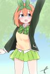  1girl :d arm_up bangs black_jacket blue_eyes blurry blurry_background blush bow breasts collared_shirt commentary_request depth_of_field eyebrows_behind_hair go-toubun_no_hanayome green_bow green_ribbon green_skirt hair_between_eyes hair_ribbon highres jacket kujou_karasuma long_sleeves looking_at_viewer medium_breasts nakano_yotsuba open_clothes open_jacket orange_hair pleated_skirt ribbon shirt signature skirt smile solo standing sweater_vest teeth upper_teeth white_shirt 