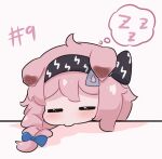  1girl arknights black_hairband blue_bow blush bow braid chibi closed_eyes commentary english_commentary goldenglow_(arknights) hair_bow hairband kurotofu lightning_bolt_print long_hair pink_hair side_braid simple_background sleeping solo thought_bubble white_background zzz 