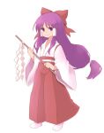  bow closed_mouth cocoa_(cocoa1qld) detached_sleeves ellipsis_(mitei) full_body gohei hair_bow hair_tubes hakama hakama_pants hakurei_reimu hakurei_reimu_(pc-98) happy highres holding japanese_clothes kimono long_hair long_sleeves miko pants purple_hair red_bow red_hakama red_pants sash sidelocks simple_background smile socks standing tabi tied_hair touhou touhou_(pc-98) very_long_hair violet_eyes white_background white_kimono white_legwear white_sash wide_sleeves 