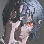  1other absurdres ambiguous_gender close-up closed_mouth dark_blue_hair face hair_between_eyes hand_in_own_hair hand_on_own_face hand_up highres looking_at_viewer natsume_hinako one_eye_covered original portrait red_eyes short_hair solo 
