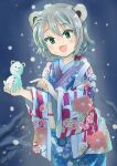  1girl 8ma1_0101 :d absurdres alternate_costume animal_ears bear_ears blue_background braid fang floral_print green_eyes grey_hair hair_ribbon highres indie_virtual_youtuber japanese_clothes kimono kumagai_chisato mountain night open_mouth outdoors pointing red_ribbon ribbon short_hair single_braid smile snowing snowman solo 