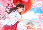  1girl akasaka_asa bangs blurry blurry_background braid brown_hair cherry_blossoms closed_mouth day eyebrows_visible_through_hair floating_hair hakama holding holding_umbrella japanese_clothes kimono long_hair long_sleeves looking_at_viewer miko oil-paper_umbrella original petals red_hakama red_ribbon red_umbrella ribbon ribbon-trimmed_sleeves ribbon_trim single_braid smile solo spring_onion umbrella very_long_hair white_kimono white_sleeves yellow_eyes 