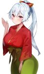  1girl bangs breasts fate/grand_order fate_(series) felnemo flame_print green_hakama hair_between_eyes hakama highres japanese_clothes kimono large_breasts long_hair long_sleeves looking_at_viewer ponytail red_eyes red_kimono silver_hair smile solo tomoe_gozen_(fate) wide_sleeves 